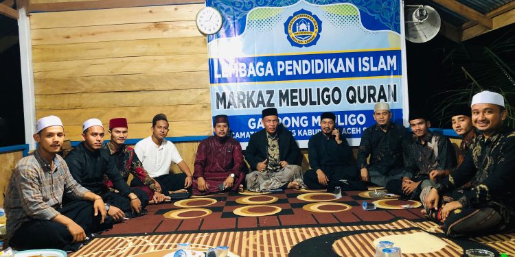 Penceramah Viral Tgk Ismail Isi Tausiah Di Markaz Meuligoe Qur’an