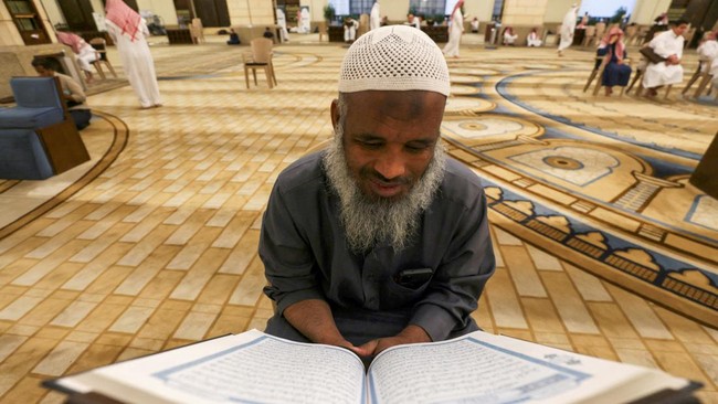 Ternyata Arab Saudi Punya Tradisi ‘Ngabuburit’ Ramadan, Apa Namanya?