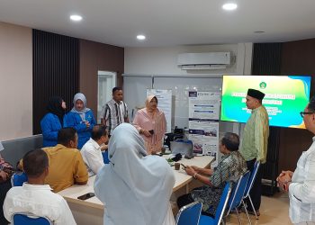 Dekan FDK UIN Ar-Raniry Resmikan Laboratorium Prof. Ali Hasjmy Prodi Kesos