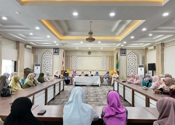 DWP Kanwil Kemenag Aceh Bahas Keuangan Keluarga dan Melepas Wakil Ketua