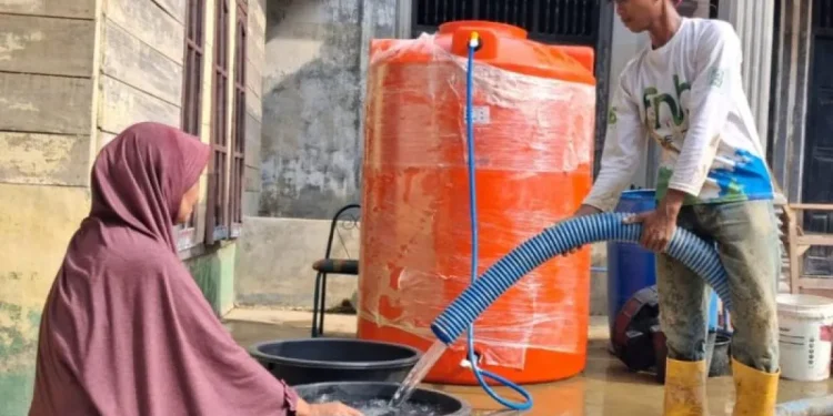 Pertamina Suplai Air Bersih untuk Warga Terdampak Kekeringan di Aceh Tamiang