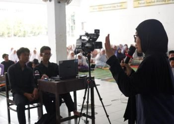 Mahasiswa Lokal-Internasional UIN Ar-Raniry Gelar English Confidence Day ‘Speak Up’ di Pesantren MSBS Jantho