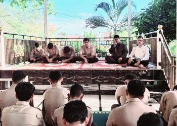 Guru Besar Bidang Ilmu Pendidikan Islam UIN Ar-Raniry Sampaikan Tausyiah di SMAN 9 Banda Aceh