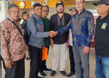 Camat dan Panglima Laot Aceh Besar Jemput Kepulangan Nelayan Terdampar ke Srilangka