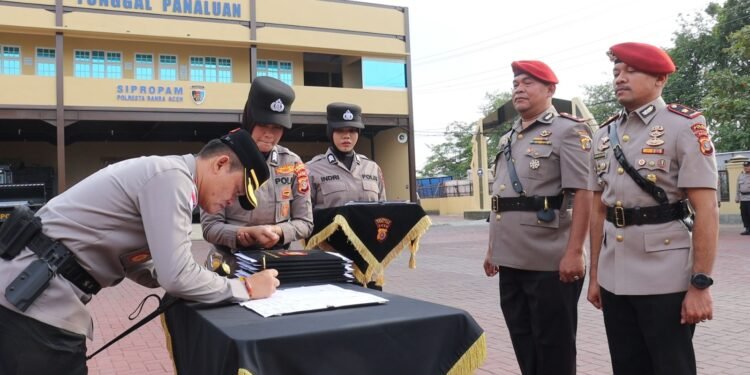 Kapolresta Banda Aceh Pimpin Sertijab Sejumlah Pejabat Utama