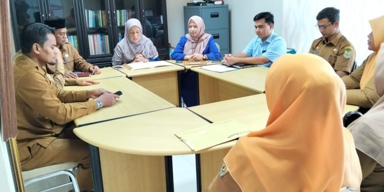 Dua Gampong di Banda Aceh Terima DP4 untuk Persiapan Pilchiksung 2026