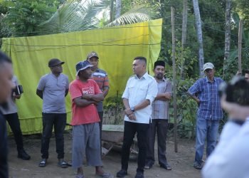 Dr. Safaruddin bersama Baitul Mal Abdya Tinjau Progres Pembangunan Rumah Amran