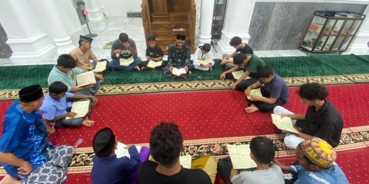 Masjid Al-Falah Ujong Kareung Sabang Khatam Alquran