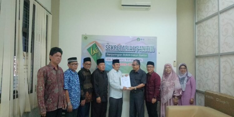 Prof Saifullah Resmi Mendaftar sebagai Calon Rektor UIN Ar-Raniry 2026-2030