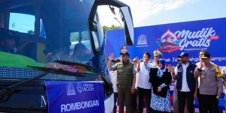 Mualem Lepas Ribuan Peserta Mudik Gratis Pemerintah Aceh