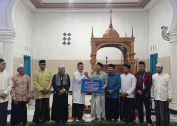 132 Santri Korban Banjir di Aceh Jaya dapat Bantuan Rp66 Juta