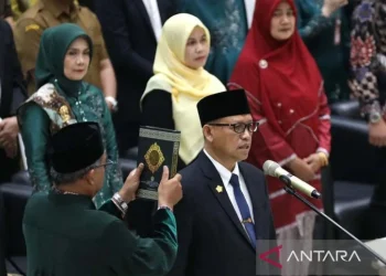 Prof Mirza Tabrani Resmi Jabat Rektor Universitas Syiah Kuala