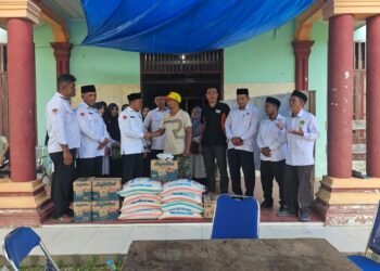 Kemenag Aceh Selatan Ulurkan Kepedulian untuk Korban Kebakaran Kota Fajar