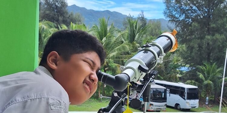 Belajar Ilmu Falak, Ratusan Siswa MIN 8 Banda Aceh Kunjungi Observatorium Tgk Chik Kuta Karang