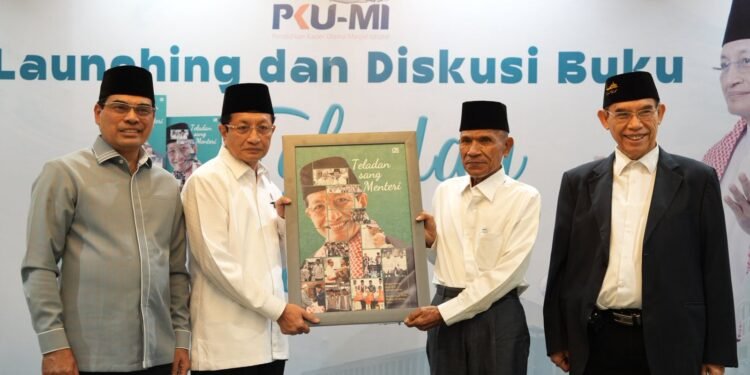 Buku “Teladan Sang Menteri” Karya Akademisi UIN Ar-Raniry Diluncurkan di Istiqlal