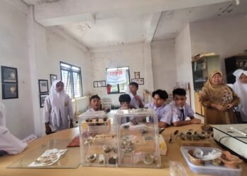 Siswa SMPN 2 Peukan Bada Kunjungi Museum Indrapurwa