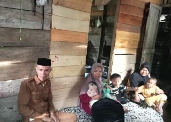 Wabup Abdya Kunjungi Warga Cot Mane, Pastikan Pembangunan Rumah Layak Huni