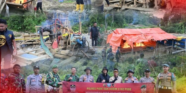 TNI-Polri Sikat PETI Geumpang, Fasilitas Tambang Ilegal Dibakar di Tempat