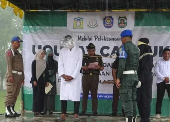 Kejari Aceh Besar Eksekusi Cambuk Tiga Terpidana Maisir