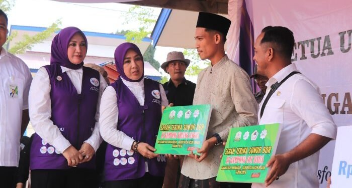 Posyandu Indonesia Serahkan Bantuan Sumur Bor dari Baitul Mal Aceh