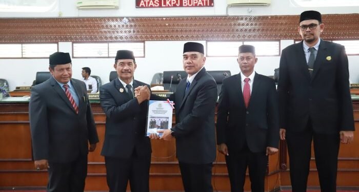 Wabup Aceh Besar Sampaikan Tanggapan atas Rekomendasi DPRK terhadap LKPJ 2025