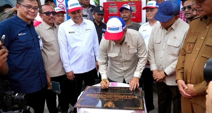 Menteri Koperasi Resmikan SPBU Nelayan Berbasis Koperasi di Aceh Selatan