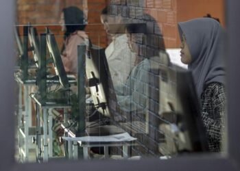 Geger Peserta UTBK Undip Tanam Alat Bantu Dengar di Telinga