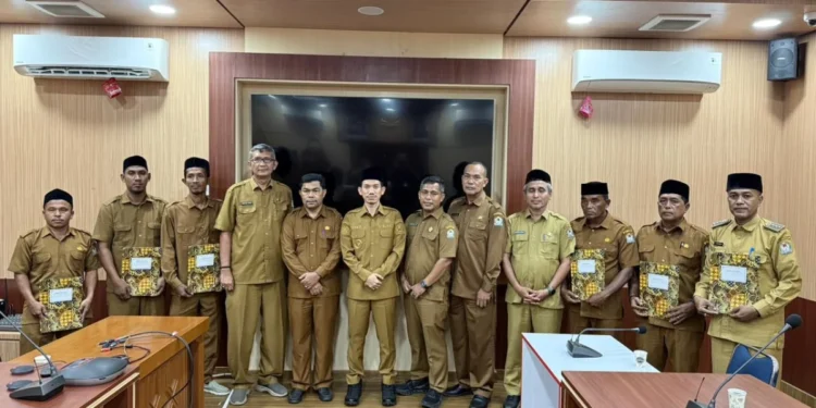 Krak, Bupati Aceh Barat Copot Sementara 7 Keuchik