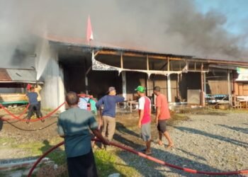 Tujuh Toko Terbakar di Lhoong Aceh Besar
