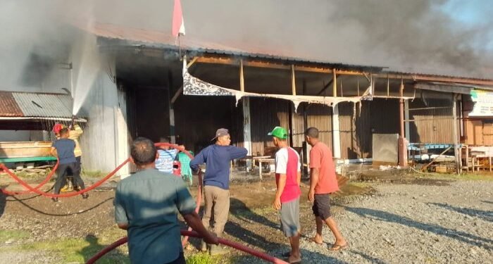 Tujuh Toko Terbakar di Lhoong Aceh Besar