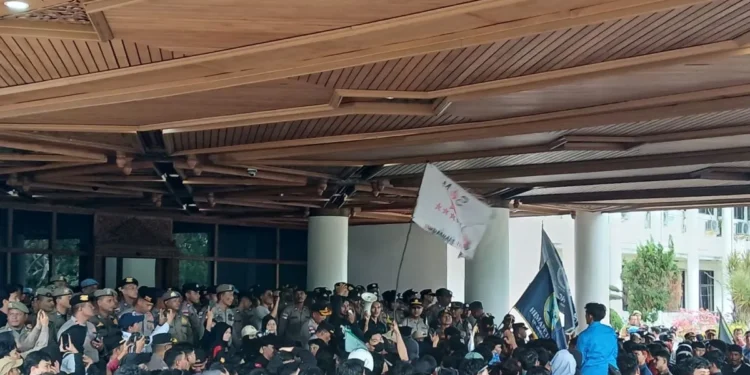 Enam Pendemo Tolak Pergub JKA Diamankan Polisi