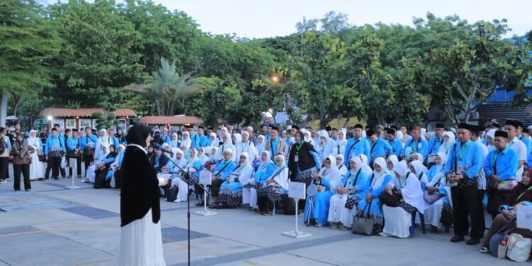 Illiza Melepas Keberangkatan 287 JCH Kloter I Banda Aceh
