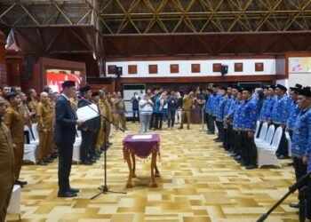 Sekda Lantik Pejabat Administrator dan Pengawas di Lingkup Setda Aceh