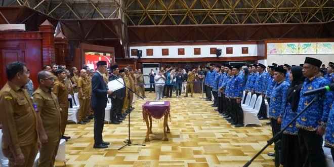 Sekda Lantik Pejabat Administrator dan Pengawas di Lingkup Setda Aceh