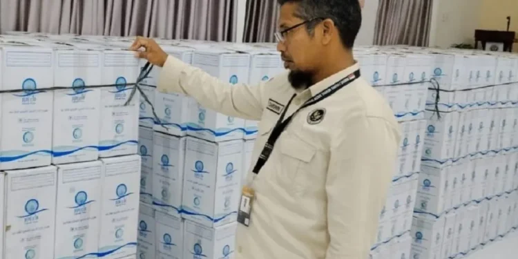 Air Zamzam Jamaah Calon Haji Aceh Tiba di Asrama Haji