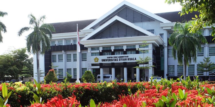 Rektor USK Aceh Buka Suara soal Bentrok Mahasiswa Berujung Kebakaran