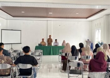 Peserta Menulis FAMe-STAI Nusantara Antusias Mengikuti Pelatihan