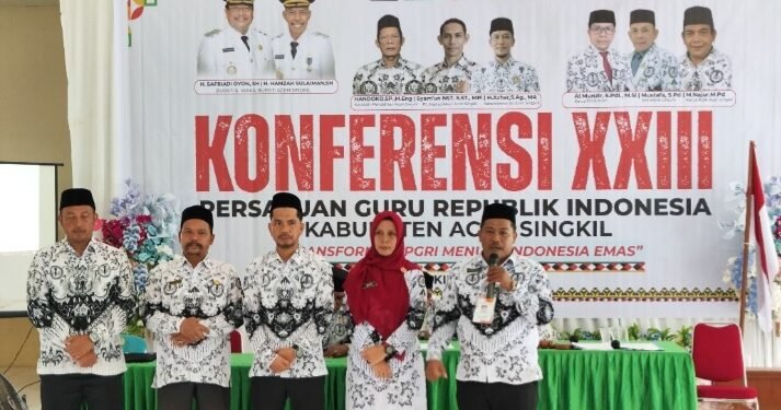 Plt Kepala UPTD SDN Situban Makmur Nakhodai PGRI Kabupaten Aceh Singkil