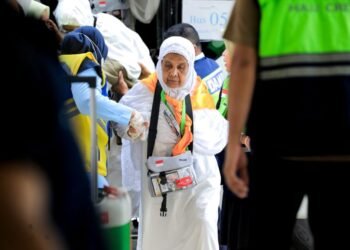 Krak, Mualem Minta Presiden Izinkan Maskapai Arab Saudi Angkut Jamaah Langsung dari Aceh