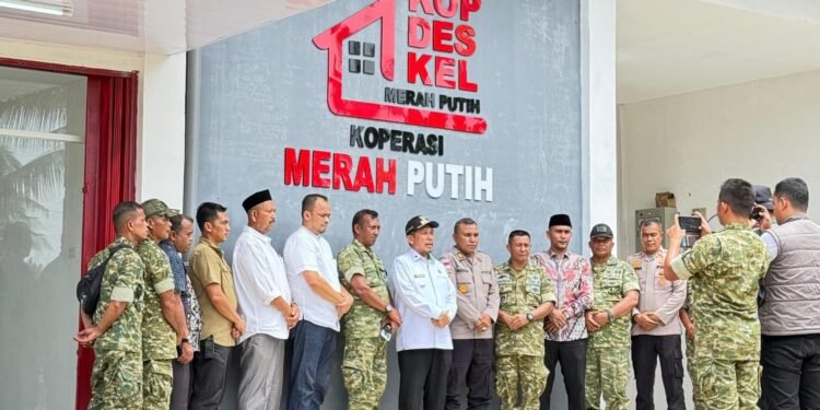 Bupati Pidie Jaya Hadiri Launching Operasional 1.061 Koperasi Merah Putih di Jangka Buya