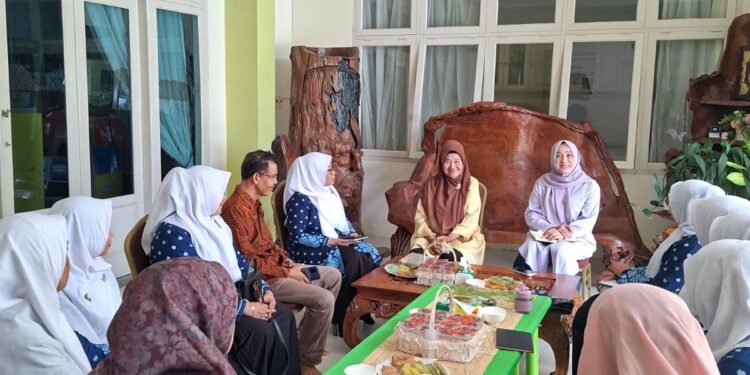 Darwati Serap Aspirasi Guru PAUD Aceh, Soroti Rendahnya Kesejahteraan Pendidik Nonformal