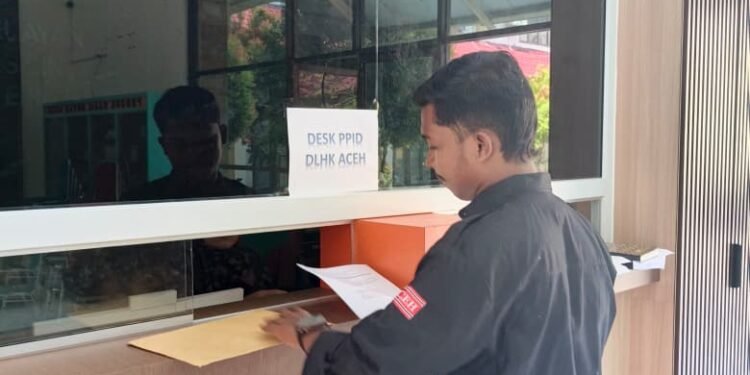 Muda Seudang Kota Subulussalam Serahkan Laporan Dugaan Pencemaran Lingkungan PT Bensuli Salam Makmur ke DLHK Aceh