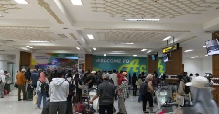 Penumpang di Bandara SIM Aceh Turun 46 Persen saat Iduladha