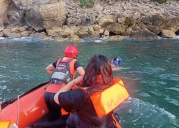 Tim SAR Evakuasi Delapan Korban Perahu Terbalik di Aceh Besar