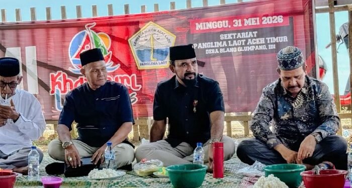 Hadiri Khanduri Laot dan Santunan Anak Yatim, Bupati Al-Farlaky Ajak Sinergi Bangun Aceh Timur