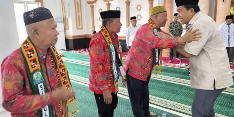 Bupati Simeulue Ingatkan Jamah Calon Haji Jaga Kesehatan