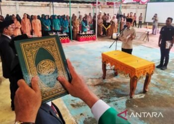 Bupati Aceh Barat Lantik 11 Pejabat Baru