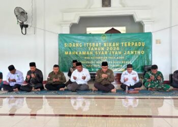 Setelah Itsbat Nikah, 47 Pasutri Pulo Aceh Terima Dokumen Adminduk Baru