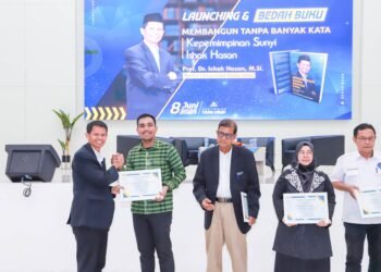 Kepemimpinan Prof. Ishak Hasan dalam Membangun UTU Dibukukan