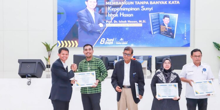 Kepemimpinan Prof. Ishak Hasan dalam Membangun UTU Dibukukan